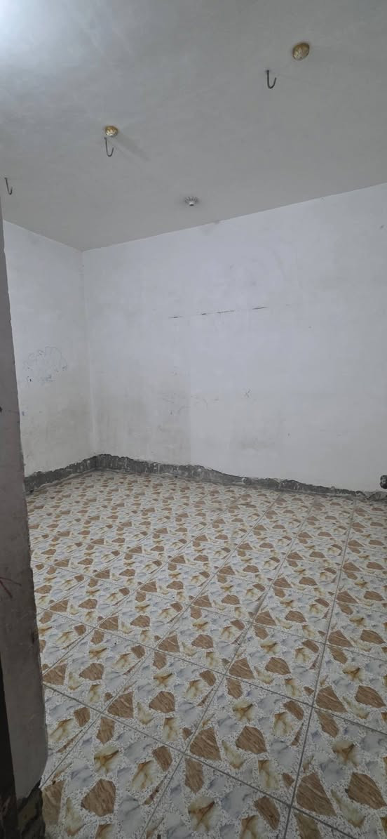 🏠 دار للإيجار
📐 المساحة: 100 متر
يحتوي على:
🛏️ غرفة نوم
🛋️ هول
🍳 مطبخ
🚿 صحيات
📍 العنوان: حلة – نادر الثانية
📞 للاستفسار والاتصال:
📱 ***********
📱 ***********
