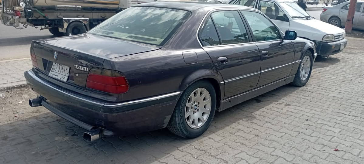 السلام عليكم بي ام خفاش 740 موديل 96 سياره جاهزه وحلوه للبيع ومراوس ***********
