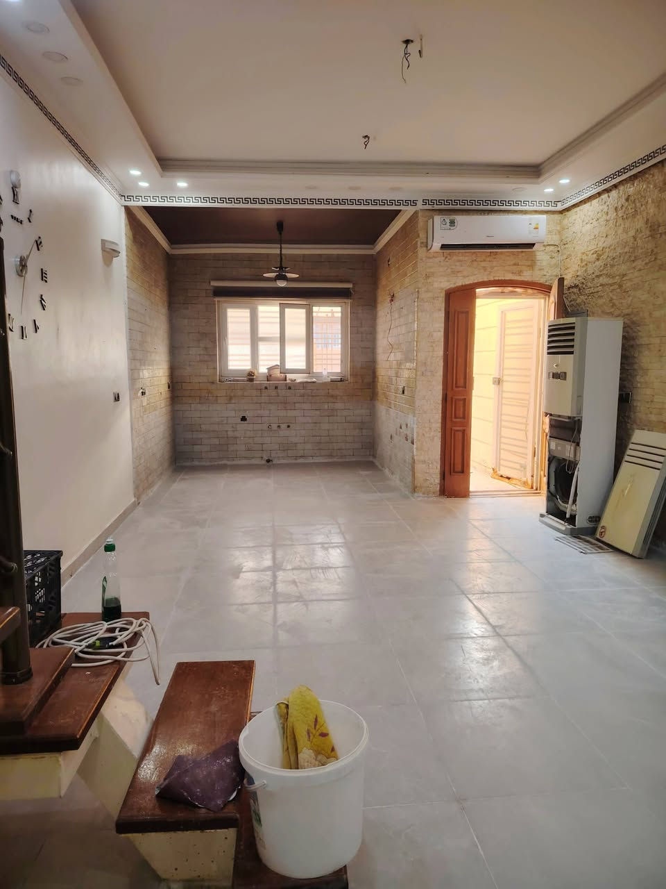 #دار_سكن_للأيجار_العنوان 📍حي الجامعه شارع سوات الفرع المقابيل التانكي
المساحه 100م بناء جديد طابقين
يتكون من غرفه نوم في الطابق الارضي 
مع استقبال و مطبخ وحمام 
وصاله في الطابق الأرضي والأول  
ملاحضه// البيت يؤجر  مع الاثاث   
 #للاستفسار 
او مراسله الصفحة أو واتساب او الاتصال ع الأرقام التأليه 
   ***********
#بيت #دار #عقار #ارض #الديوانية
