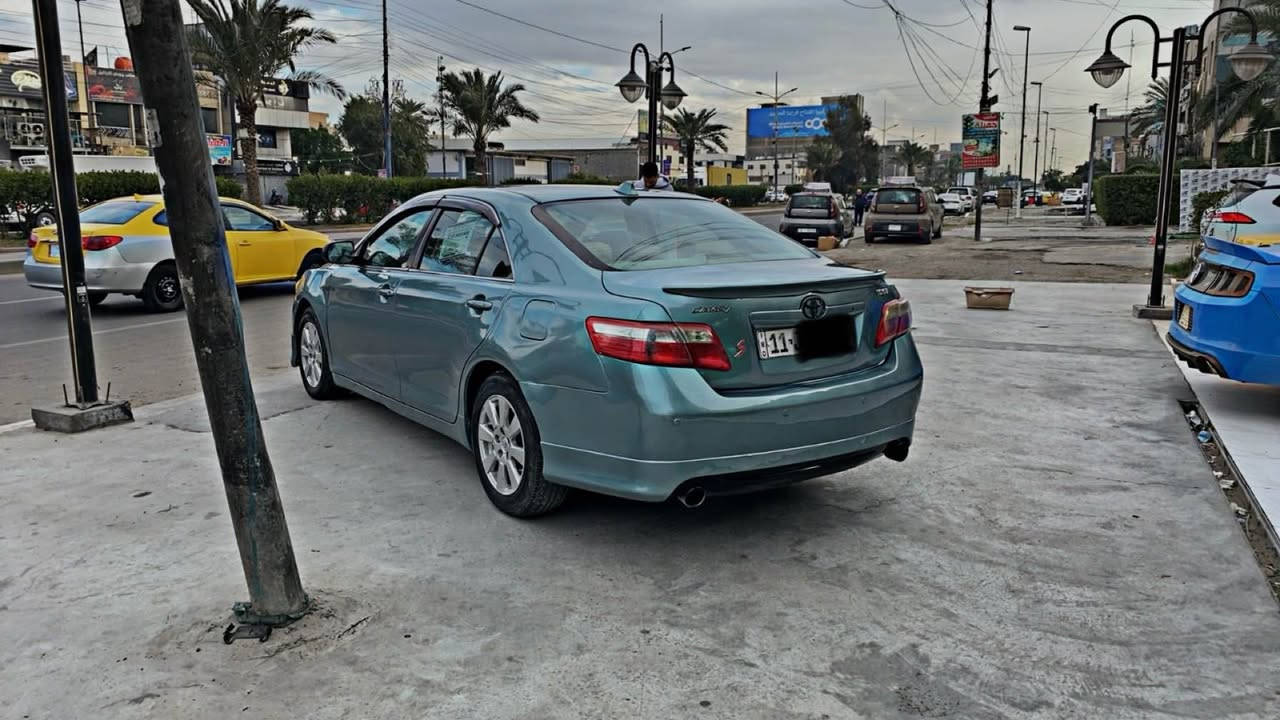 سلام عليكم 
كامري للبيع موديل ٢٠٠٧
كير محرك صدر تايرات كله جديد
مصبوغة اثر جراد صبغ درجة اولى
لغود شواصي مكفولات 
سياره فول مواصفات واحد ع واحد 
فتحه سلايت 
سياره اصل سبورت 
عدادات سبورت 
كراسي كهربائيه 
مقاعد جلد 
برده خلفيه 
شاشه لمس 
مكينه 6 سلندر جديدة شرط 
تخم تاير جديد 
رقم بغداد دولي بسمي
مكان السيارة بغداد شارع فلسطين 
ب٨٩ ورقة
*********** بغداد, العراق
