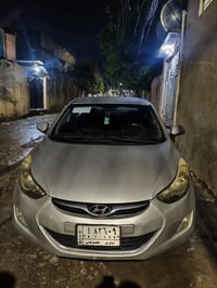 افانتي للبيع موديل 2012 السيارة بأسمي  صبغ عام بسبب الترقيم   بدون ضرر...