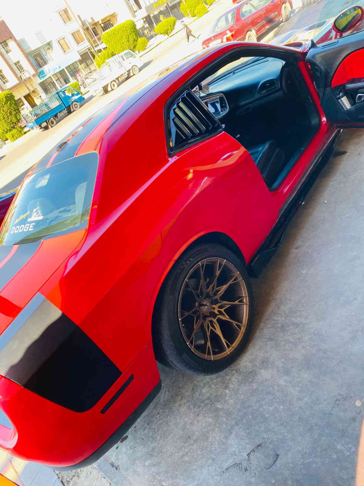 📍السلام عليكم 🫡 
📍 للبيع فقط📍

📍دوج جالنجر لون احمر 
📍امريكي 
📍موديل 2019
📍محرك. 6 سلندر  
📍رقم بغداد (تحويل)
📍. محرك وكير كفاله   
📍ماشيه (84) الف ميل      
📍سياره  حادثها جاملغ امامي جهت السايق وبيها قطع صبغ  ابيع حزام بدون لا قماره ولا تكم  (شاصي ولغد كفاله)
📍المواصفات :   
📍تحكمات ستيرن 
📍بصمه تشغيل 
📍بصمه ابواب  
📍شاشه كبيره 
📍شاشه اعطال 
📍كشن سايق كهرباء  
📍داخل لونين 
📍السعر :140 وبيها مجال 
 متواجد واتساب 
***********
