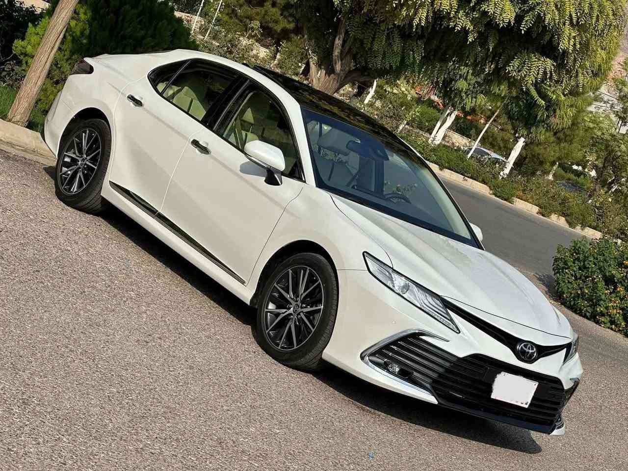 تويوتا كامري موديل ( 2023 )

ماشي43الف 
بانوراما محرك 3500 v6 
فول فول مواصفات لمتد بانوراما

بصمه
رادار امامي 
تحديد مسار
سلايت 
برده كهرباء
كشن كهرباء عدد2
حساس أمامي خلفي
شاشه ابل كاربلي
تبريد قطعتين
هندبريك بصمه
لد نهاري
كرسي كهرباء
شاحن موبايل واير ليس
اوتو هولد
داخل جلد
لايت زنون LED
محرك كير واير بشرط مامفتوح 
سيارة حيل نظيفة كلشي عل بلاد جديد 
سنوية هزة كلشي جديد مدفوع لـ
باسمي السنوية بشرط تحويل وغرامـة
سيارة مابيـها دينار مصرف كامل من كل نواحي

رقم صاحب سيارة 0773 977 2232
