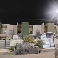 مجمع الغدير • ٢٠٠م • قريب البوابة