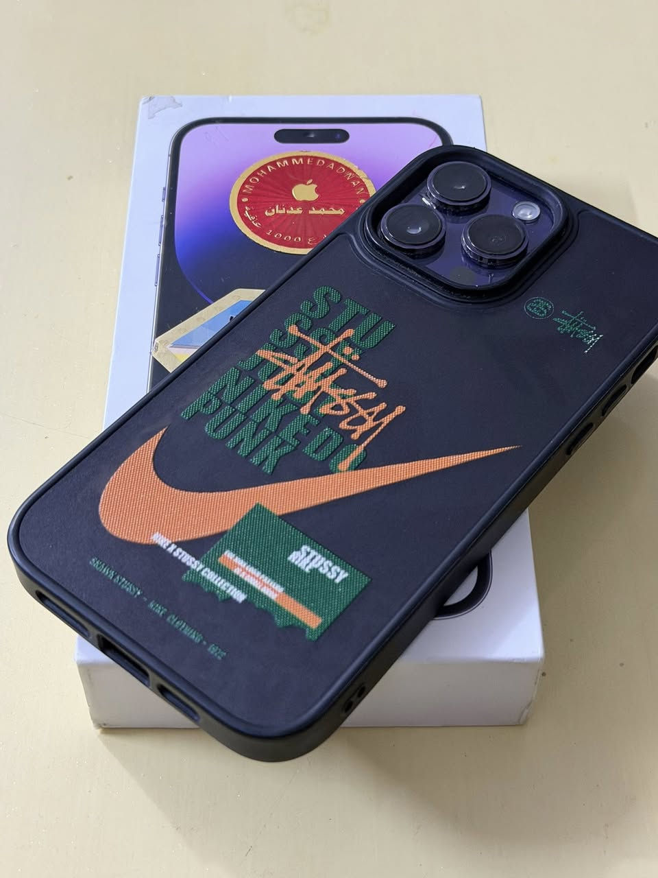 السلام عليكم 
أيفون 14 برو ماكس 
جهاز ماستر شرق اوسط 
ذاكره 256 (دبل شريحه ) 
مبدل شاشه اصلي ثلاث خيارات فيس ايدي شغال 
بطاريه 82 اصلي 
الجهاز نضيف وكله شغال فقط الضهر مكسور 
ملحقاته كارتونه اصلي 

السعر مناسب جداً 550 الف 🔐 
للاستفسار *********** 

واسط /الكوت الجديدة
