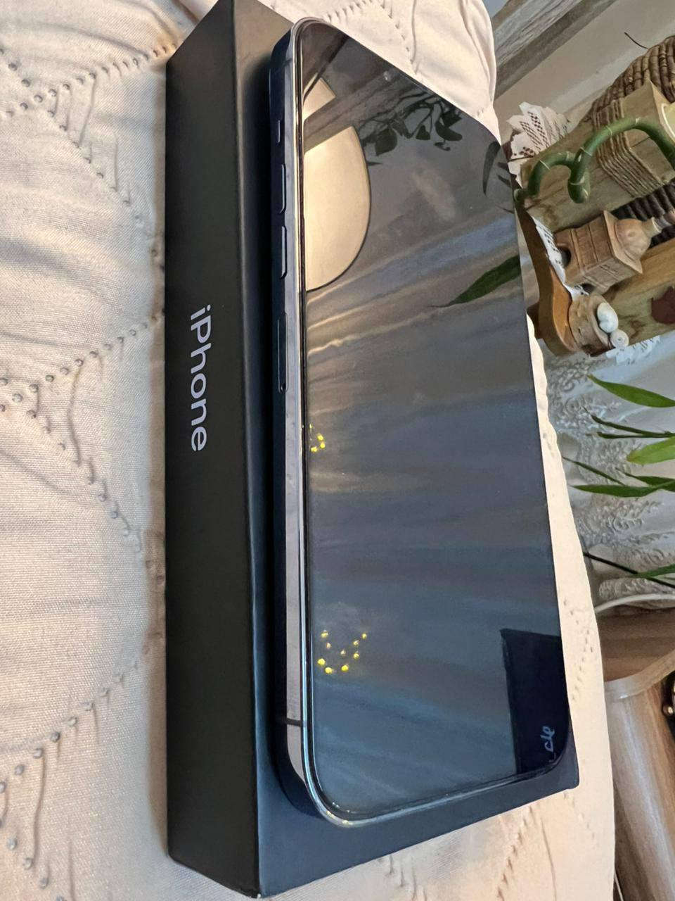 من رخصة الادمن
ايفون 13 برو ماكس امريكي  للبيع 
اللون بحري
بطارية تقرا حاسبة 83 ومعلاية لل93 
ذاكرة 256 
وتر بروف نظيف مكفول حته من شخط 
السعر 750 وبي مجال حك جيتك
الشراي يدخل خاص


**إذا كنت صاحب هذا الإعلان وتريد حذفه لأي سبب، رجاءا أرسل رسالة إلى الدعم الفني**