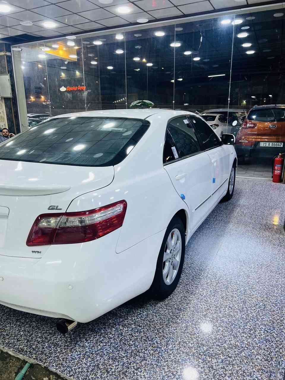 السلام عليكم كامري ٢٠٠٧ علئ وضع الشركة لون أبيض السيارة بلاديه كفاله عامة رقم بغداد ب اسمي السيارة جاهزة وبالعافيه علئ الي ياخذها الاستفسار
***********
***********
