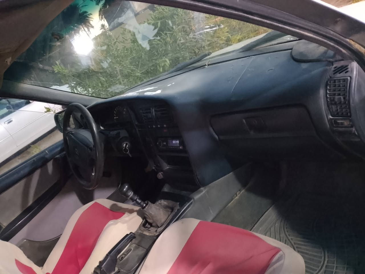 سلام عليكم للبيع أوبل اوميكه موديل 88 مكينه وكير كهربائيات جديد  السعر 16وبهي مجال  المكان ديوانيه  امكلف بنشر الرقم الهاتف ***********
