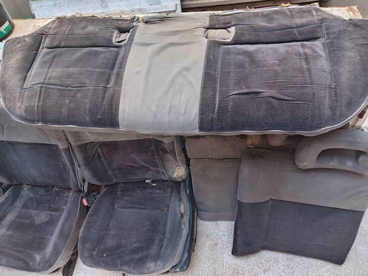 طخم كشنات اوميكا بزون ستيشن
سعر 25 الف شلع
بس يعوزهم دوشمة
***********
عنوان موصل حي المحاربين
