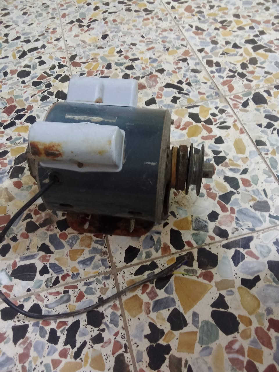 ماطور مبرده حجم الكبير شغاله سرعتين ملف نحاس


**إذا كنت صاحب هذا الإعلان وتريد حذفه لأي سبب، رجاءا أرسل رسالة إلى الدعم الفني**