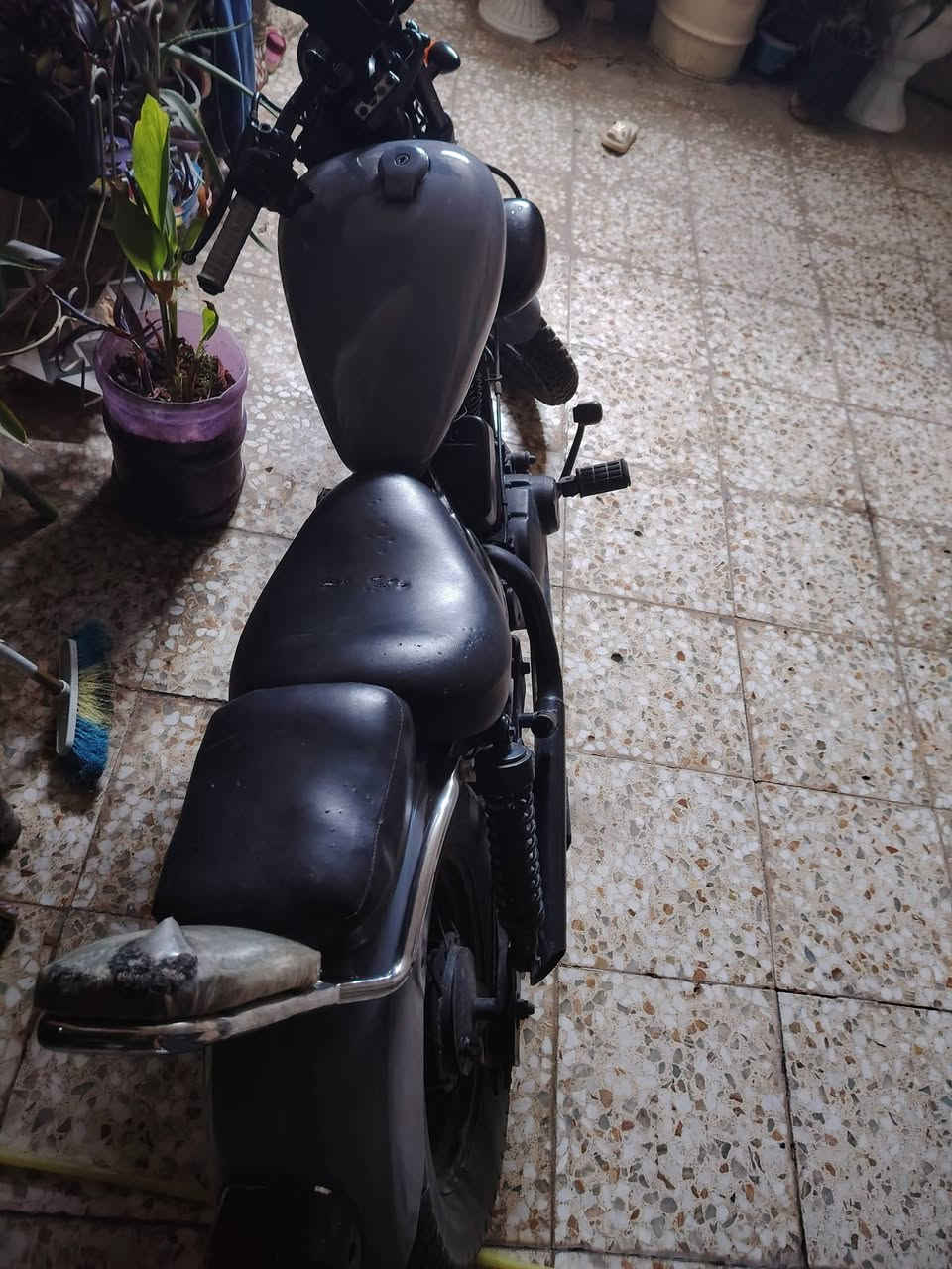 للبيع
ياماها فيراكو 250cc
شغاله مكينه وكير وكهربائيات
المكينه عليها ادامه (مفتوحه)
مصبوغه صبغ عام للجماليه
بيها بس نضوح  دهن من قرص الزنجيل الخارجي
اعتقد بوربرينات سالفتها فقط
معدل 110 حقيقي
السعر 500 وبيها مجال
عنواني الحسينيه راشديه
للاستفسار ***********
