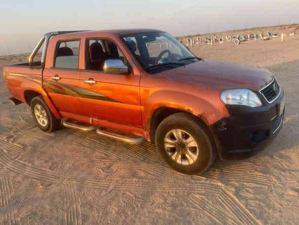 اسكاي 2013سياره على وضعها نفس البصوره سنويه ورقم جديد سعرها 55وبيها مجال اتصال***********(مكلف بلنشر)
