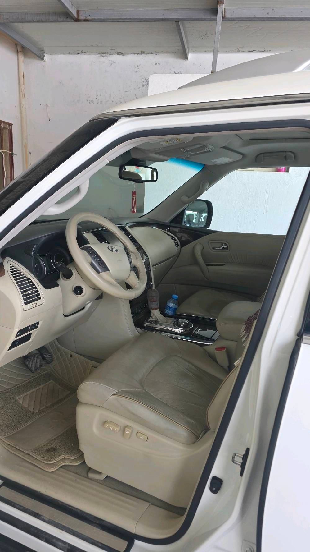 infinity QX80

مواصفات

8 سلندر 
ماشيه 159 الف كيلو 

بصمة - سلايت - داخل بيجي - فورويل - رادار امامي و خلفي - رادار جانبي - خمس كاميرا - 3 شاشة - تشغيل عن بعد - صندوق

شفت - ثلاجة - كشنات جلد - كشنات تتفيئة و تبريد - کشن و



ستيرن خزن - كشنات امامي و خلفي كهربا - تيريد مركزي - حصاص امامي و خلفي - سماعة BOSE - مراي شفت - داخل

فورميكا - فوليوم - تحديد سورعة - زينون - بعد
اربع تایر و ویل حجم 22 بيلادي جديد جديد

سيارة جديد ماشالله بدون نواقص

سيارة شرط بدون ای نواقص گیر و محرك  و حدادی و کهربائيات كامل 

 و شرط ورقة بانزين معها 
و سنوية و رقم جديد سنوي بأسمي تحويل غرامة بشرط

سعر  دفترين و 45 و بيه مجال 
24500 $
للأستفسار ***********