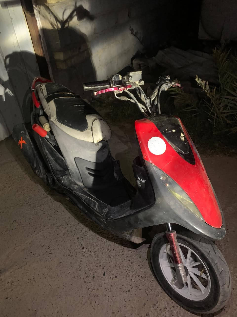 ماكس عدله 55 للبيع
سلام عليكم ماكس عدله 55شلعه ومعدل خير من الله بيه صدر رياضي ويل مشيف ابيض ولخلفي وردي حمالات مال تعليك يدات مال بريك كرزيات كشن مال اربعه اصلي بس يرادله ترتيب  صفح لا نضوح لا تبخير لا تأخير شغاله سلف هندر ولسلف جديد بس يرادله كتف شحن فقط هاذ نقصه دراجه وصخه تجي تاخذه من باب بيتي مغسوله وكامله وصافيه رايده ب 450 وبيه مجال حك الجيه مكاني بغداد الدوره البعيثه 
*********** وبي واتساب
