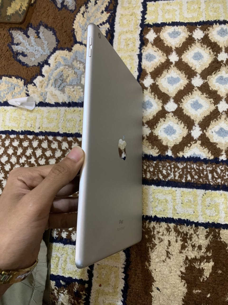 ايباد 9 ذاكره 64
نضيف شرط الفحص مداخل تصليح ابدًا وما مبدل بي اي شي
شحنه يخبل وما يصرف 
السعر 320 وبي مجال حك جيه 
ملحقاته فقط كارتون 
المكان قلعه صالح


**إذا كنت صاحب هذا الإعلان وتريد حذفه لأي سبب، رجاءا أرسل رسالة إلى الدعم الفني**