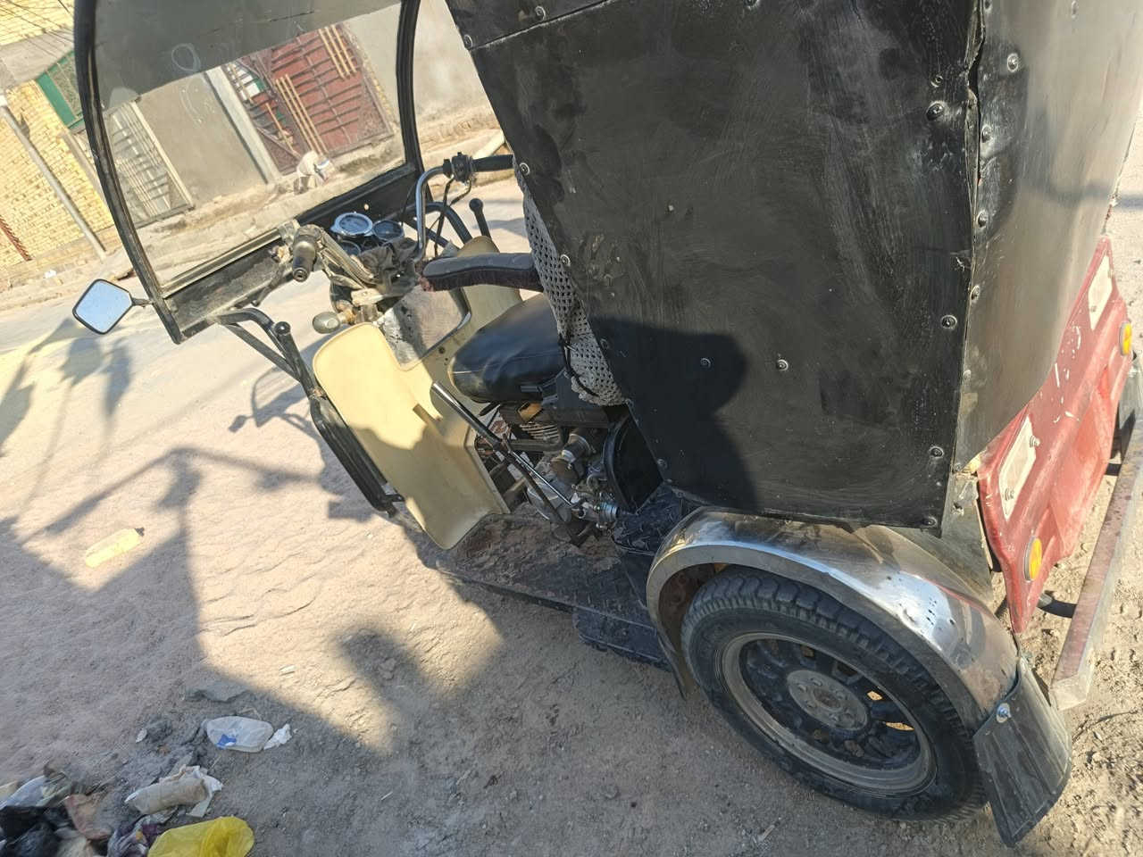 دراجه 110 مال معوقين
محرك ستوته صاله اسبوع من شدينا 
كهربائيات كلها شغاله مكانها رفاعي 
للاستفسار اتصل عله صاحبها هاذ رقمه 
***********
