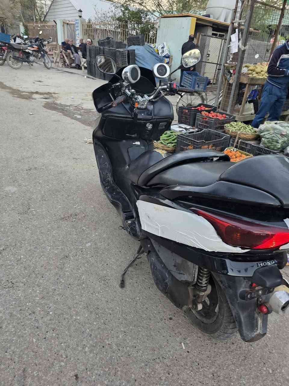 سلام عليكم شباب فورزة 08 البيع 650 بيهة مجال ***********
