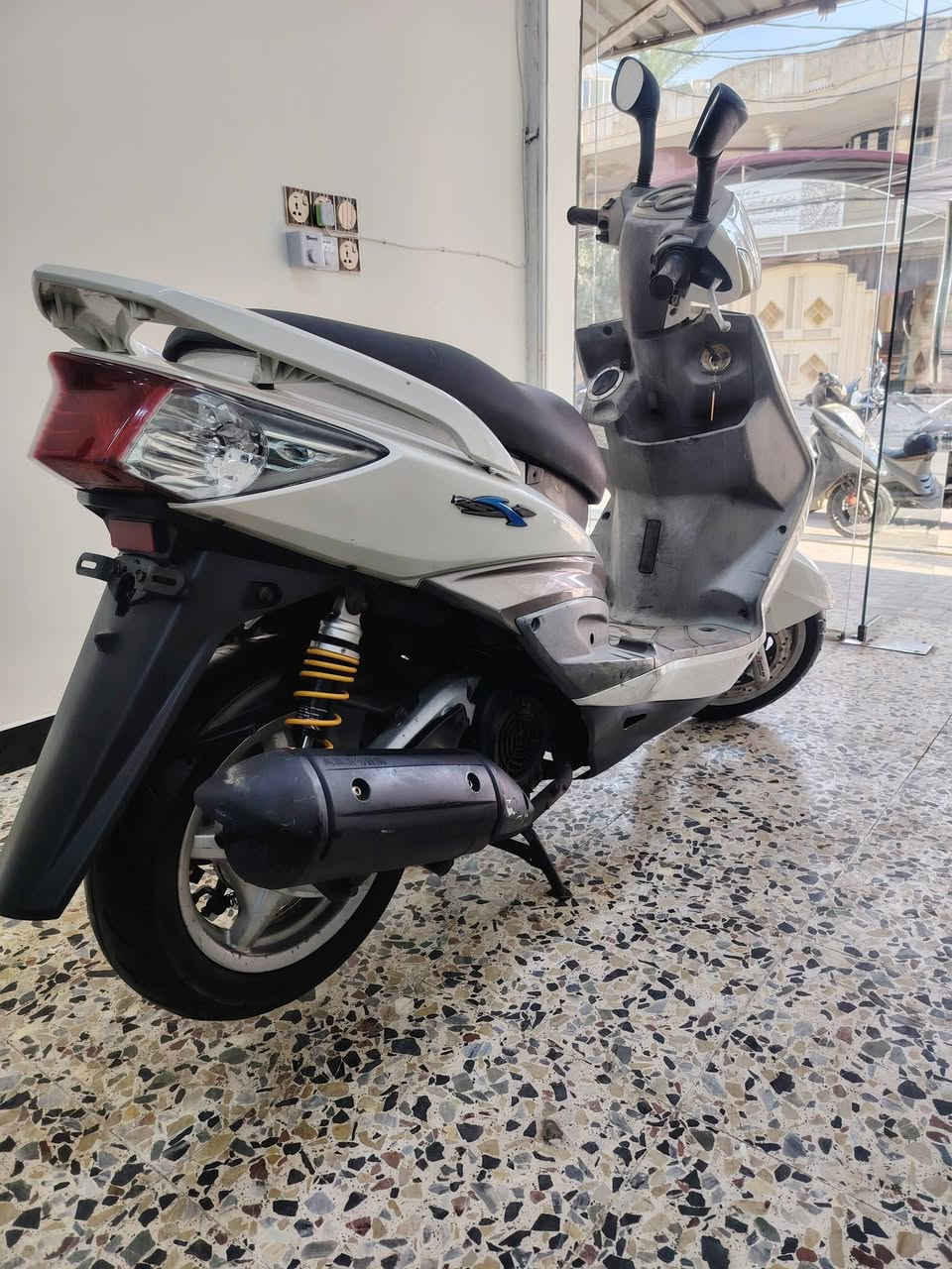 سلام عليكم

تم وصول دراجات سكنس فحل نوزل كفاله عامه من مكينه أو كفر                           ختم /واحد 

العنوان/بغداد /الكريعات /القصور/مجاور/ أفران/
 جبار سبع

للتوصل / ***********
أهلا  وسهلا بكم
