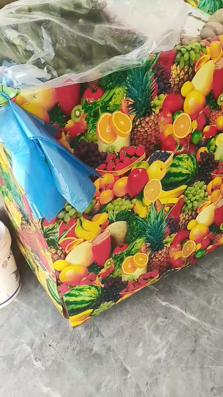 السلام عليكم للبيع  عندي  جام  خانه طول 2م ارتفاع 170 والميوزه عدد 2 الطول 4م العرض 60 مكانهن بغداد الانتصار مقابيل المرور وهذا رقمي *********** سجاد
