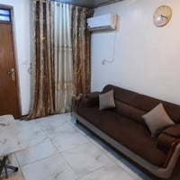 من رخصة الأدمن  شقة مؤثثة للإيجار شقة أنيقة ومتكاملة، تتكون من: غرفة ن...