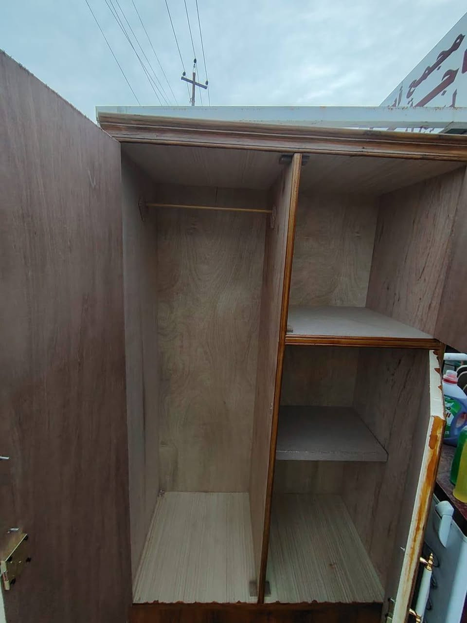 بسم الله وعلى بركة الله
كنتور صاج تفصال جديد درجه اولى بابين 
بسعر مناسب 
العنوان بلدروز الشارع العام مقابل دائرة كهرباء بلدروز


**إذا كنت صاحب هذا الإعلان وتريد حذفه لأي سبب، رجاءا أرسل رسالة إلى الدعم الفني**