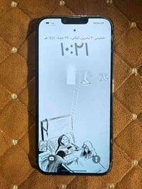 عندي 13برو ماكس لون بحري مامفتوح بس البطاريه ٨٦ مرفوعه ١٠٠ وضهر مال ال...