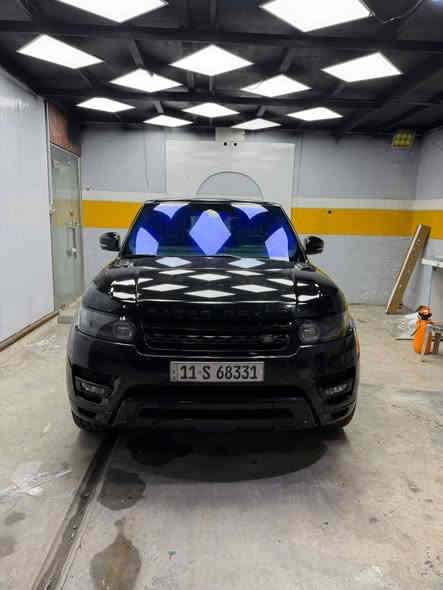 رانج روفر 14 سبورت اوتوبايجرفي 
سوبر جارج 8 سلندر فول مواصفات 

‏Range Rover Sport Autobiography V8 Supercharged

موديل 2014 

السياره وارد امريكي ضرر داير الجاملغ الخلفي فقط

ماشيه 110 الف كيلو 

1.ابواب شفط 

2.دواسه كهرباء 

3.المقاعد الامامي والخلفي تدفئة وتبريد

4.مقاعد امامية مساج وتدليك بوضعيات مختلفة

5.تدفئه ستيرن 

6.اناره محيطيه 

7.وانارة داخليه مخفية ملونة

8.وضعيات قيادة رياضية خاصة

9.جكات 

10.صندوق كهرباء 

11.ثلاجة

12.تحديد مسار 

13.نقطه عمياء 

14.رادار 360 

15.رادار امامي 

16.بانوراما 

17.مري شفط اوتو 

18.شاشه تدعم ابل كار 

19.تحكم ستيرن لمس

20.ستيرن كهرباء

21.خزن ميموري 

22.كشنات كهرباء 

23.الداخل تو كلر

24.اناره ترحيبيه بالمري

25.كامرات 360

26.تشغيل عن بعد

27.كشنات جلد

28.دات شو

29.لايت زنون +لد

30.كشافات 

فول مواصفات 1/1 جاهزه مرقم بغداد 

السعر : الطلب في التعليقات سيأتي إليك مباشرة 

تفاصيل اكثر هذا رقمي *********** تحياتي
