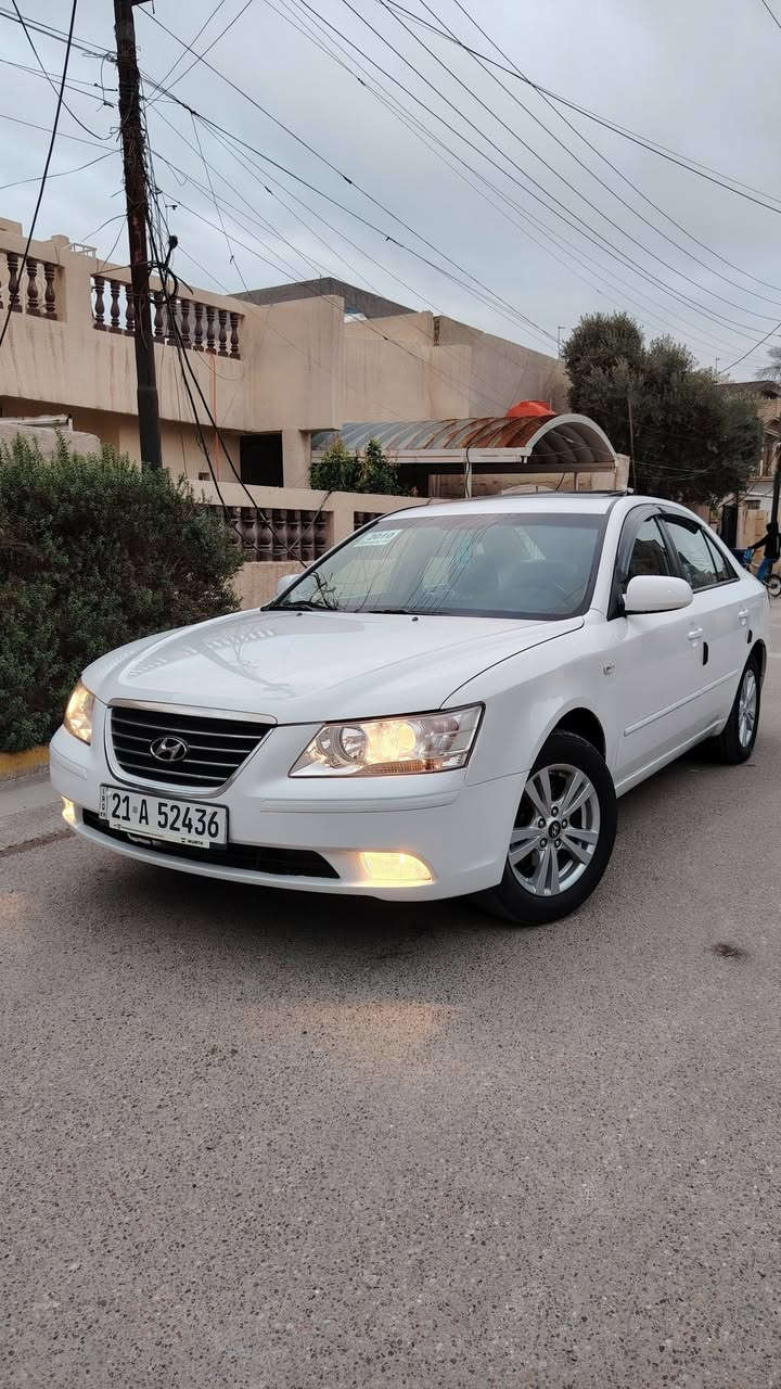 السلام عليكم
سوناتا خليجي موديل 2009 محرك دوش المرغوب شركة ممفتوحة صبغ قطعتين بدون دواخل جاهزة من كل النواحي نضافتها بالحقيقة مثل الصور السيارة نضيفة جدا بدون بارد ولاشخوط رقم وسنوية جدد تحويل مباشر ثاني يوم  تخم تاير صدر خلفي أمامي سيارة مال جناي السعر 126 وبيها مجال قليل جداً للشراي مكاني بغداد الاتصال على الرقم ***********
