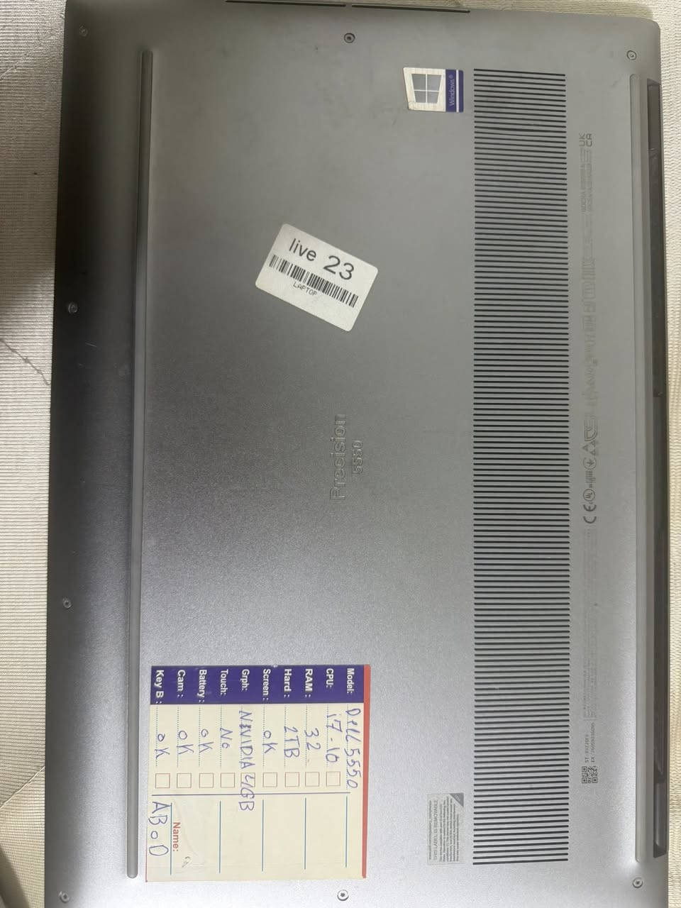 حاسبه مواصفات قويه  للبيع الصور بيها المواصفات السعر حسب التقييم
للتواصل ***********
