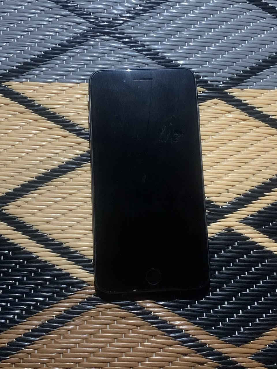 للبيع ايفون 8 بلاص كلشي شغال بي بس اشارة الانترنت والاتصال ضعيف 
البطارية 100 والذاكرة 64 سعر الجهاز 120 ويا التوصيل لجميع محافظات العراق


**إذا كنت صاحب هذا الإعلان وتريد حذفه لأي سبب، رجاءا أرسل رسالة إلى الدعم الفني**