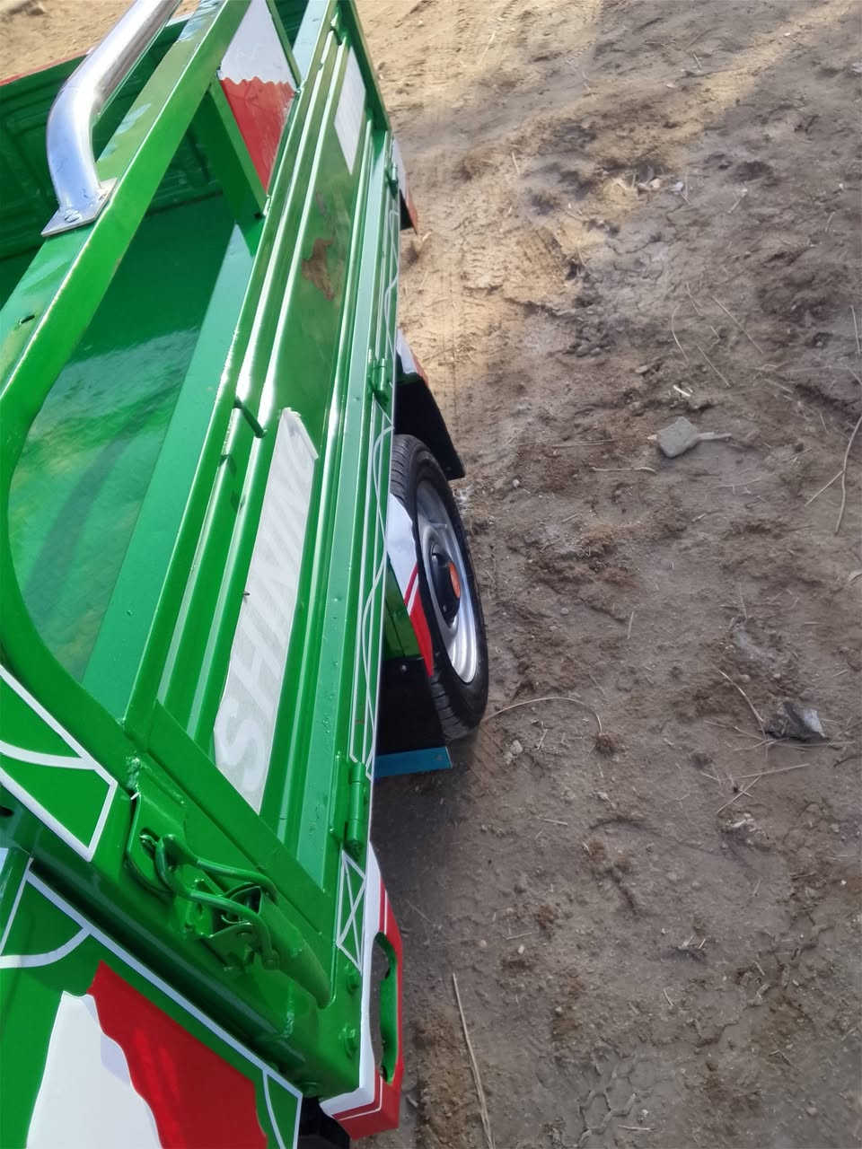 سلام عليكم ستوته البيع مكفولة كفاله عامه وراق اصليه وكيله بلال شاصي ركبه كفاله موديل 2021  سعره 1550 وبيه مجال بصيط مكاني بابل شوملي رقم ***********
