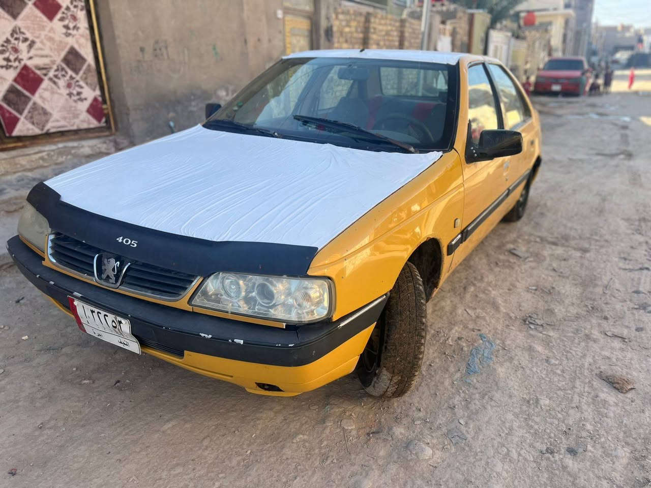 سلام عليكم بيجو405 لميس  2010  السياره جاهزه مكينه.كير.تبريد.مصفره.هيه وغرامات السنوبه،ماصاقطه،بعد 3اشهر تصقط،كهربيات كله شغاله، مكاني ديوانيه  السعر28 وبيه مجال حك الجيه ***********
