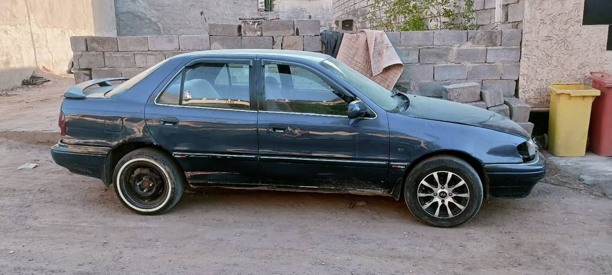 النتره 94 السياره جاهزه وكامله من كلشي بس المكينه بيه تبخير للعلم المكينه اوتماتيك شرط التحويل ***********
