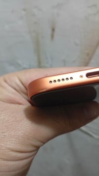 آيفون١٧برو ماكس256بطاريه100ضمان شهر ال11يخلص بس بي هاذ الطخه فقط عربي....