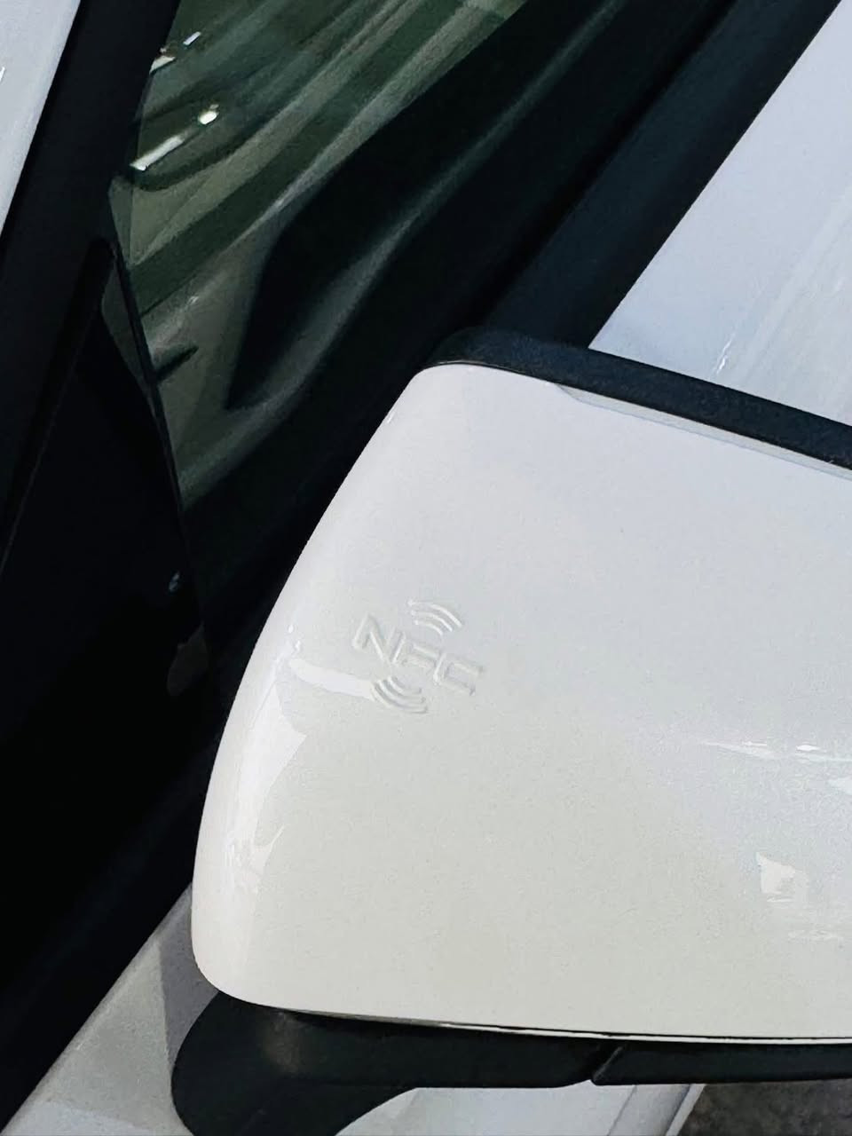 .{.♥️مجموعه الملك لتجاره السيارات الحديثه♥️.}
          
        ✅نقدم لكم افضل العروض لزبائن الكرام✅ 
☑️🔥طبعا العروض الاسعار نار  و VIP                
            🔥وفرنا لكم بوايدي بانواع المذكورا 🔥
1️⃣بي وايدي سيل 5  
2️⃣بي وايدي دسترويل  
3️⃣بي وايدي كين بلاص 

🧩🔥كامل+كارت وشاحن+فوم +مثلث 

العنوان ⬅️بغداد الكريعات نهايه شارع المعارض 

☎️ للاستفسار 

☎️***********

☎️***********

✅ مواصفات السيارة

 • المحرك ونظام الدفع:
 • محرك بنزين 1.5-لتر (4 سلندر) مدمج ضمن نظام الهجين “DM-i”.  
 • محرك كهربائي (و/أو ضمن النظام الهجين) يعطي قدرة تقريبية 120 كВт (≈163 حصان) وعزم ≈ 210 نيوتن-متر.  
 • نظام الدفع: دفع أمامي (Front-Wheel Drive).  
 • الأداء والمدى:
 • تسارع من 0-100 كم/س في حوالي 7.6 ثانية.  
 • سرعة قصوى تقارب 180 كم/س.  
 • سعة البطارية في بعض الطرازات: 15.87 كВт·ساعة تقريباً للبطارية المدمجة بالنظام الهجين.  
 • مدى القيادة كهربائياً (في بعض المواصفات): حتى 120 كم تقريباً.
