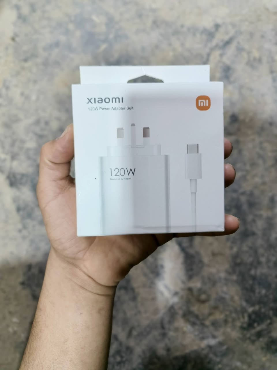 سلام عليكم متوفر شاحنات شاومي اصلي 

120 واط حقيقي سعر الفرد 13 جملة 10 

تشحن من ال 120 للـ33 مكان نجف


**إذا كنت صاحب هذا الإعلان وتريد حذفه لأي سبب، رجاءا أرسل رسالة إلى الدعم الفني**