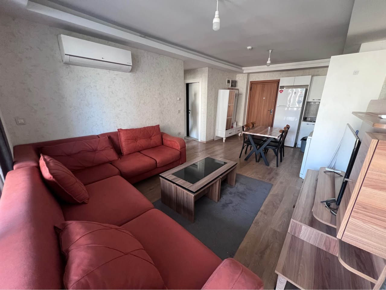 ‎غرفتين وصاله مؤثث _لالف ويفى افينو .طابق 7 واجهه امپاير
أجاره $650
***********‎ أربيل, العراق
