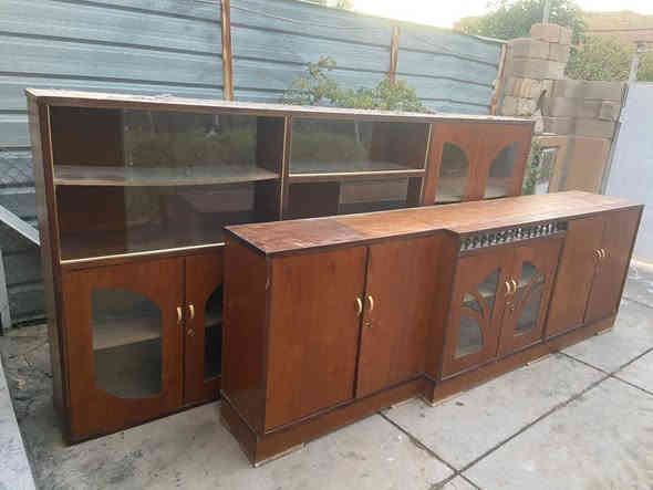 السلام عليكم معرض خشب حطاطه خشب تكمه قطعتين نضيف جدا القطعه الجوه ترهم بوفي مكان سكك الحقلانيه للإستفسار ***********
