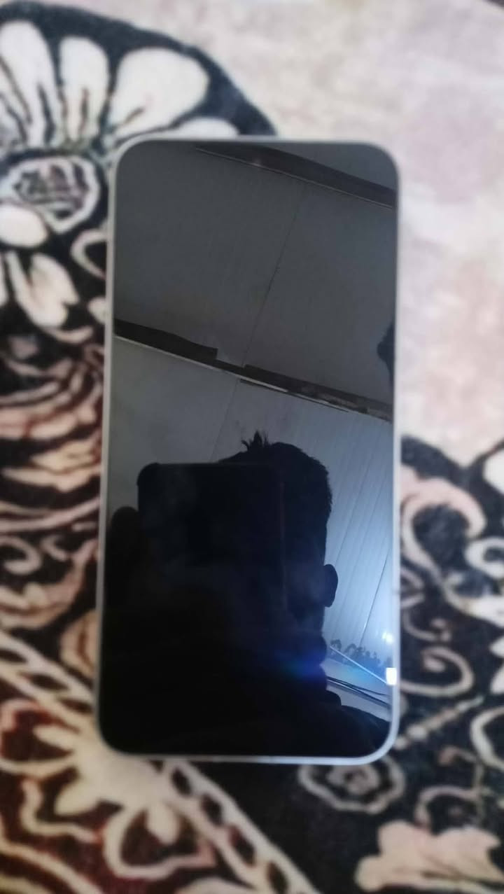 سلام عليكم بوكو F7 ذاكره 256
وياه مبرد اصلي بيفا مكاني بصره ابيع وجه لوجه ماعندي توصيل تواصل واتس ***********
