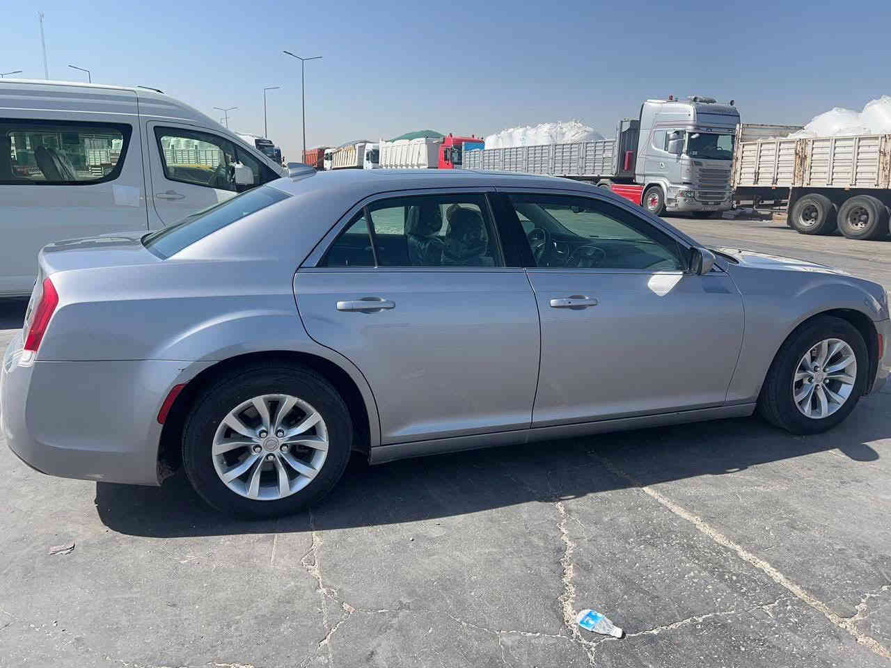 السلام عليكم 
اوباما 2015 معلايه 2022
كفاله 
كير محرك عله الشرط 
ماشيه 150مايل
فتحه سقف 
كشنات جلد تدفئه تبريد 
منضومه زنون 
رقم بغداد 
السعر 200وقابل للتفاوض 
رقم صاحب العجله ***********
مكان السياره ذي قار سوق الشيوخ كرمه بني سعيد
