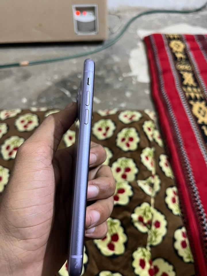 ايفون 11 نضيف للمرواس نزل شعندك جهاز بلادي ونضيف حيل شنو عندك مراوس نزل 
*********** تواصل وتساب
