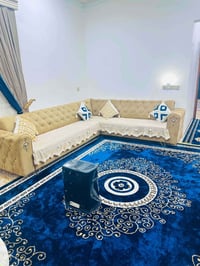 ديوان • خشب عراقي • فرشات وكوشات