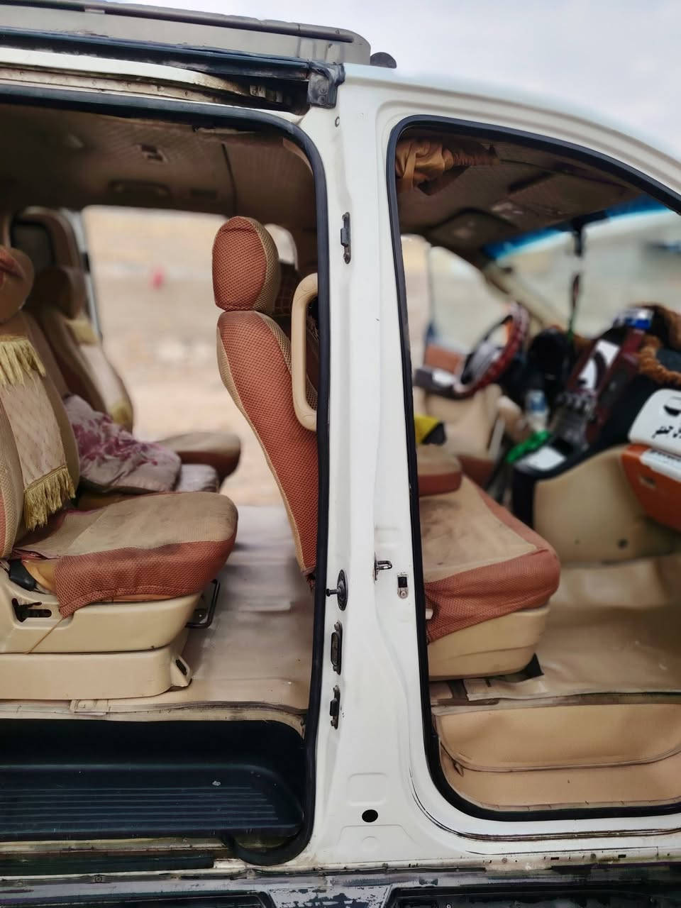 سلام عليكم استاركس مكفوله ماعده البنيد مبدل الباقي كفاله ٢٠٠٩ مفتوح محور مسكر قبق اسود ١٢ رقم ذي قار 
تحويل ثاني يوم سياره ب اسمي السعر 135وبيه مجال قليل
ملاحضه السوبايه مو وياها ***********
