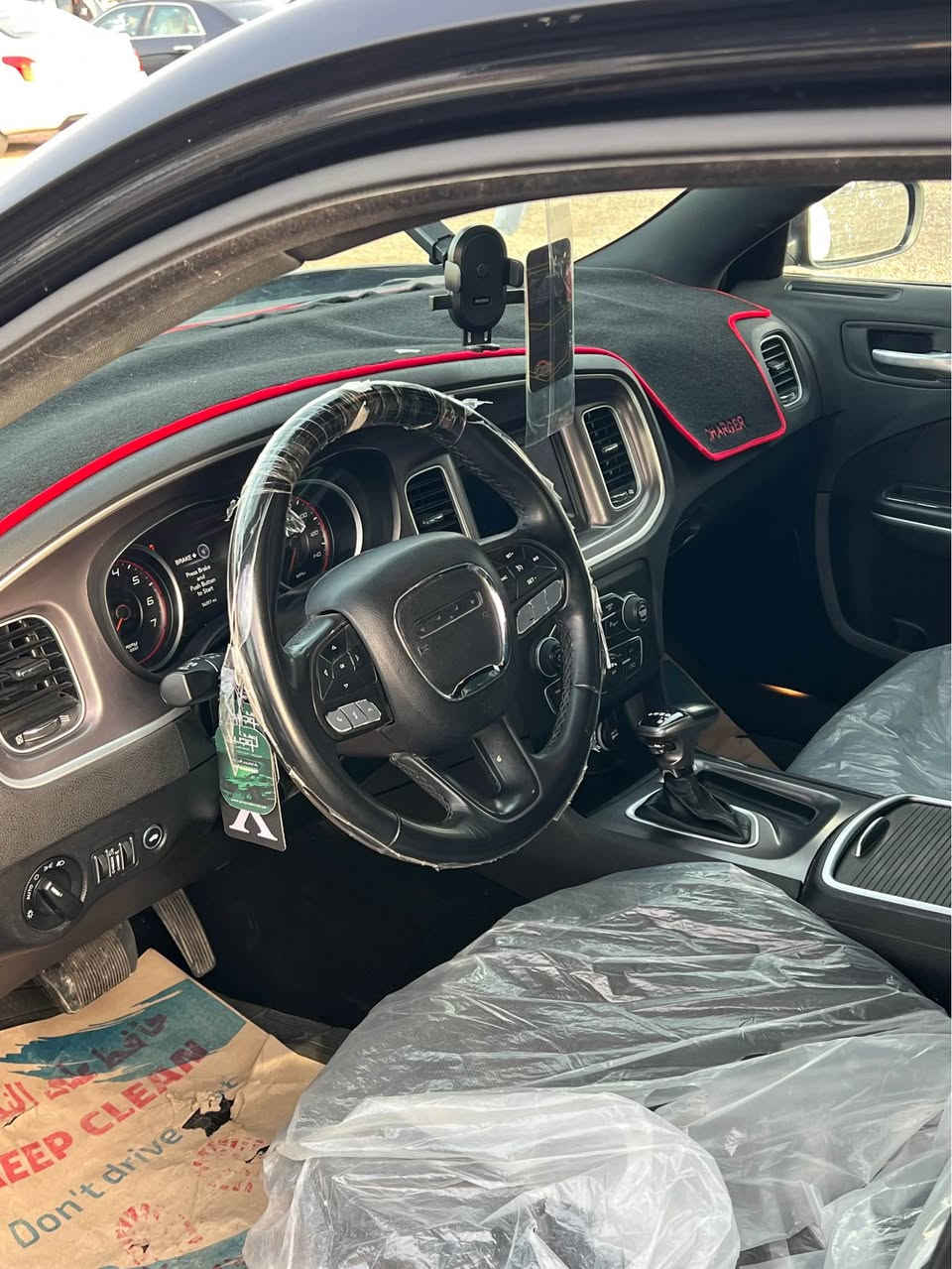 بسم الله الرحمن الرحيم 
سياره البيع نوع أجارجر 
مديل 22اصل
بيه بنيد ودعاميه ورشه كلير بل باب سايق بل لامارت
رقم بصره بسمي 
سياره وارد امريكي 
ماشيه 56 مل 
العنوان البصره الزبير حي الصحفين
لاستفسار على رقم *********** البصرة, العراق
