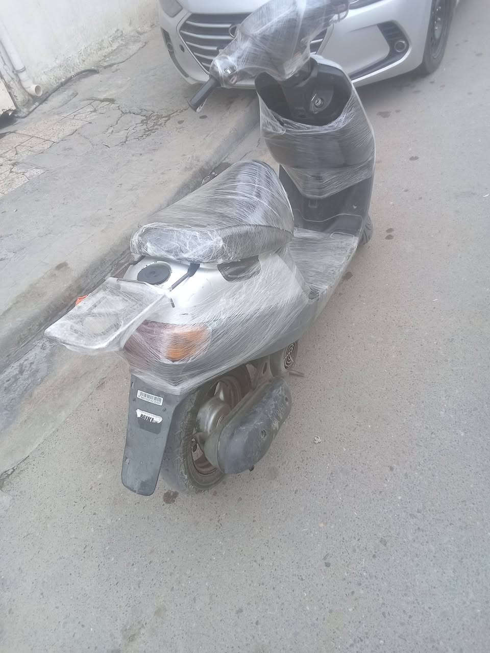 سلام عليكم
دراجه بطه 60 كامله مابيها اي نقص 
نكره سلف هندر شلعه معدل حلو 
البيع او مراوس السعر 250 
المكان بغداد الجديدة 
***********
