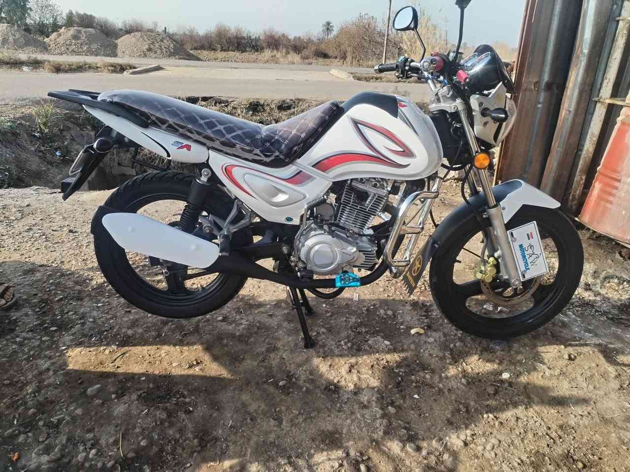 دراجه SAWموديل 2020 دراجه نظيفه خير من الله السعر 900وبيها مجال للاستفسار اتصال ***********
