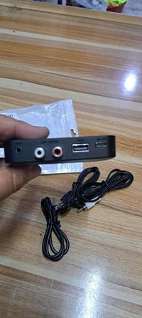 الكترونيات • اكسسوارات