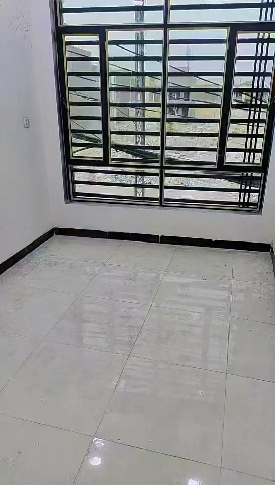 🏠 للبيع أو للإيجار – بيت بناء جديد
📍 بغداد / الحرية – حي السلام
شارع 30، شارع جاكوج
🔹 المساحة: 48 م
🔹 الواجهة: 6.5 م
🔹 النزال: 7.5 م
🛏️ 2 غرف نوم
🚿 2 حمام
🍽️ مطبخ + استقبال + منور
✨ جاهز للسكن مباشرة
📞 للاستفسار خاص *********** (متوفر واتساب)
