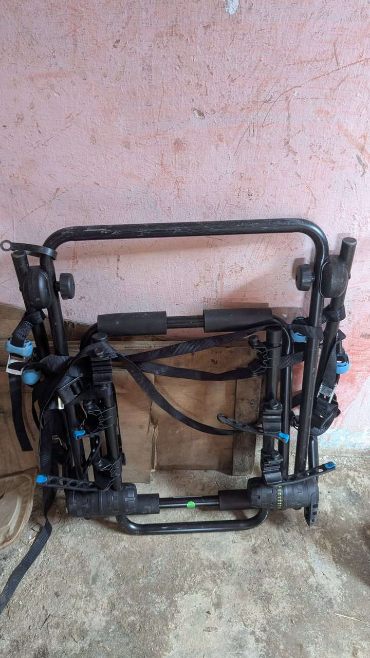 2 porte velo


**إذا كنت صاحب هذا الإعلان وتريد حذفه لأي سبب، رجاءا أرسل رسالة إلى الدعم الفني**