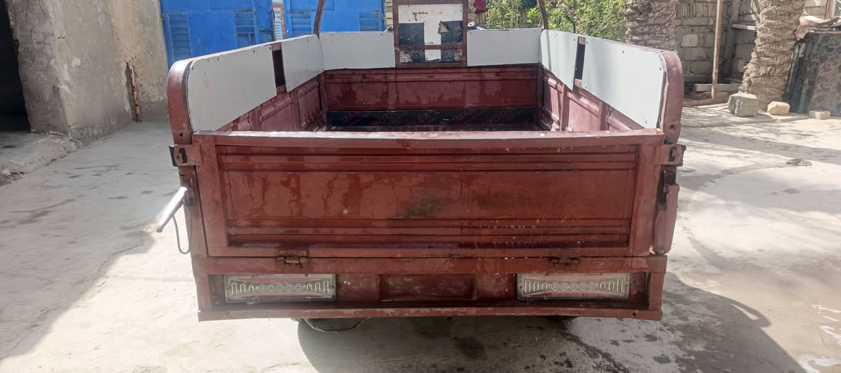 سلام عليكم ستوته جمره للبيع موديل 14 محرك 23 اوراق اصولي سعر مليوم و 100 وبيها مجال قليل مكاني حله القاسم الرقم ***********
